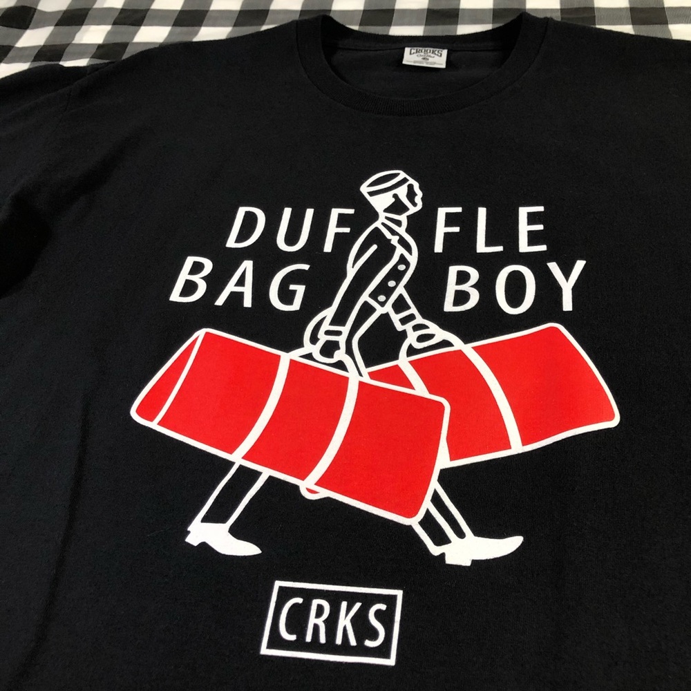 Crooks & Castles Duffle Bag Boy Car Valet Black Short Sleeves T shirt L - Picture 2 of 5